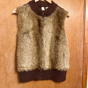 Tiara Petite Faux Fur Sweater Vest